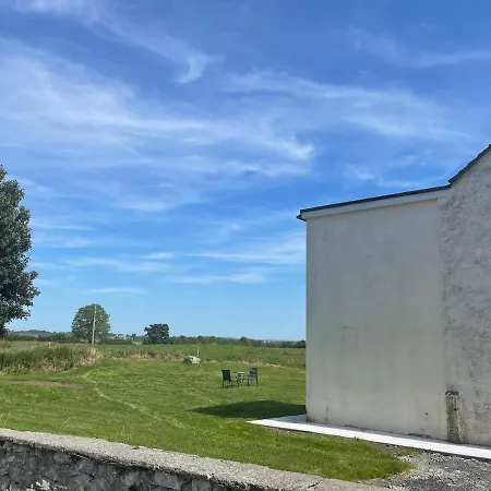 Corrandulla 2 Storey Home-3 Bedrooms * Galway