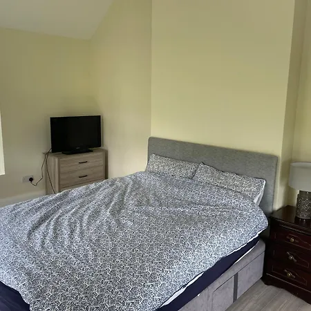 Corrandulla 2 Storey Home-3 Bedrooms